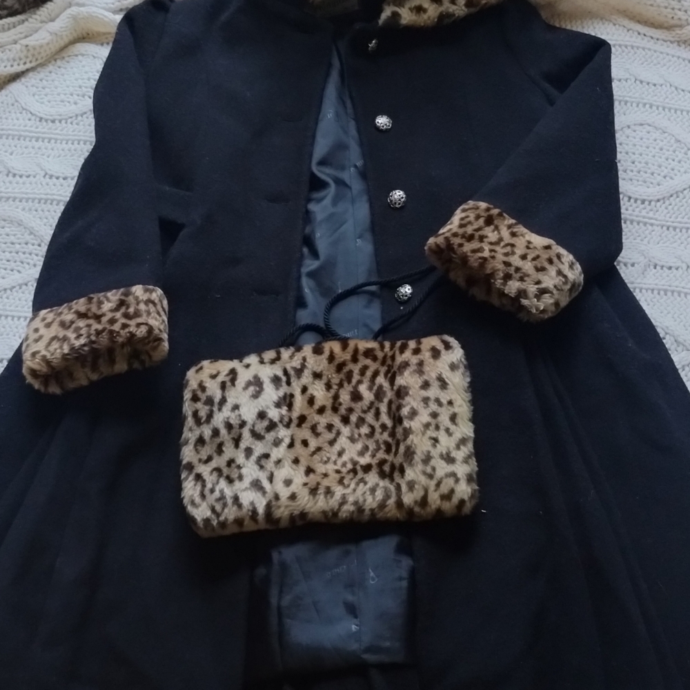 Rothchild girls black wool coat size 6